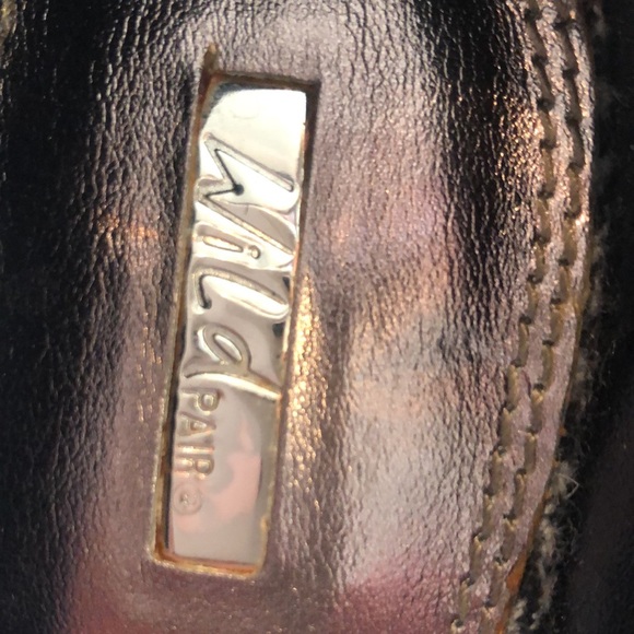 Wild Pairs, multi pattern heels - Picture 9 of 9